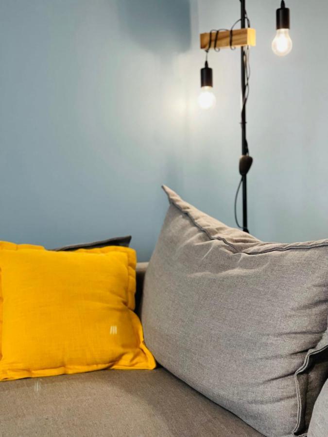 Bright Apartment In A New Building With Garage Tours Extérieur photo