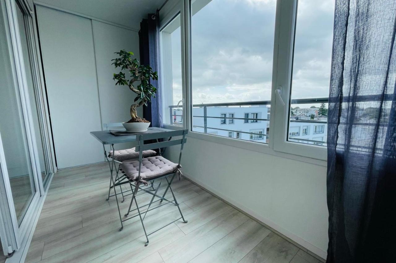 Bright Apartment In A New Building With Garage Tours Extérieur photo